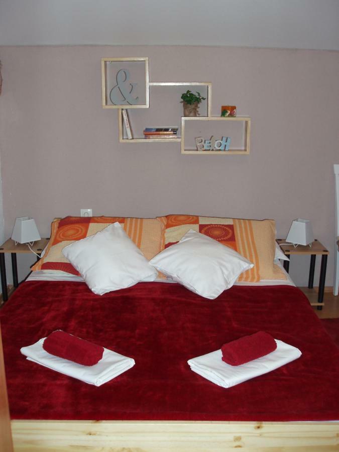 Mea Culpa Apartment Karlobag Bagian luar foto