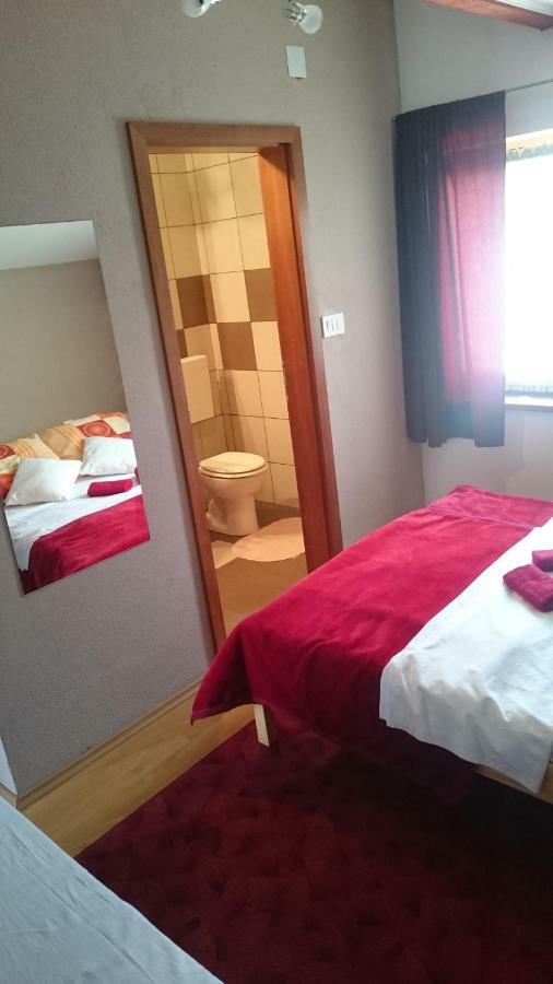 Mea Culpa Apartment Karlobag Bagian luar foto